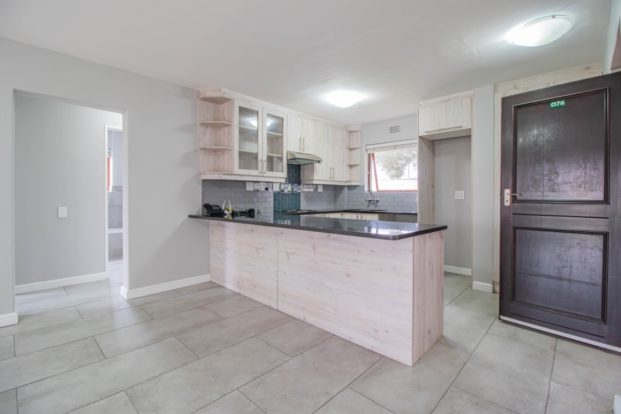 To Let 3 Bedroom Property for Rent in Greenways Golf Estate Western Cape